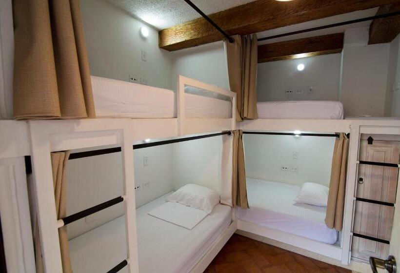 Life Is Good Cartagena Hostel