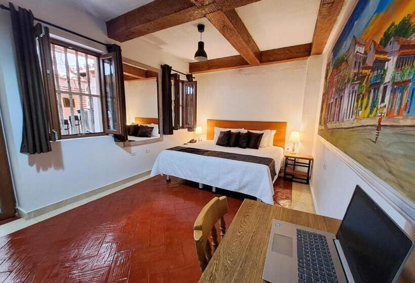 Life Is Good Cartagena Hostel