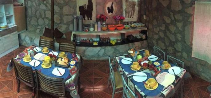 הוסטל Hostal Kirckir