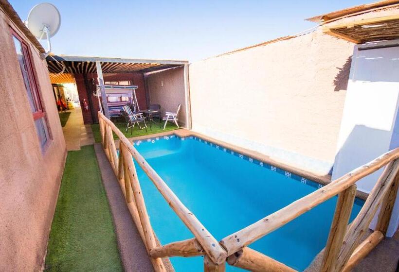 הוסטל Hostal Kirckir