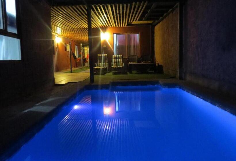 הוסטל Hostal Kirckir