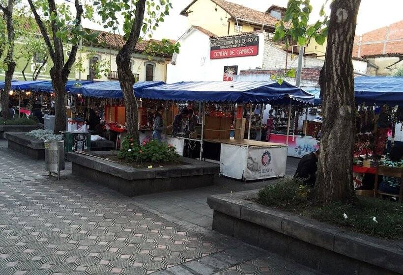 Herberge Hostal Latina