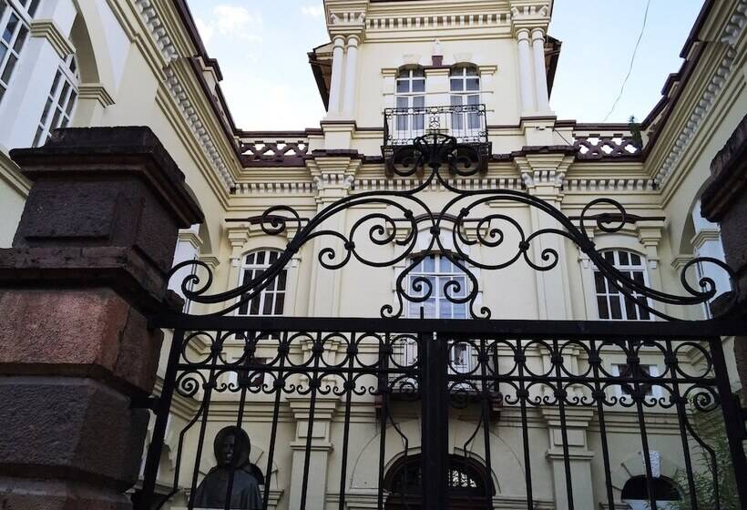 Herberge Hostal Latina