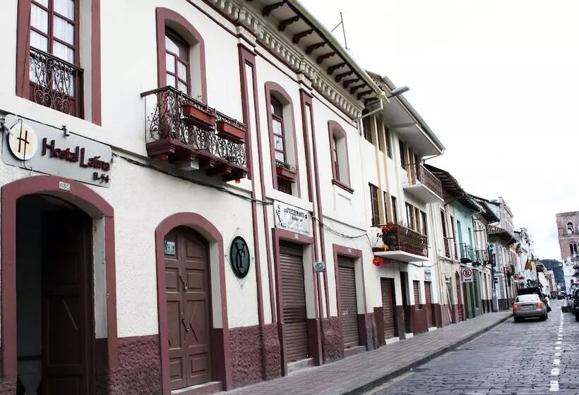 ユースホステル Hostal Latina