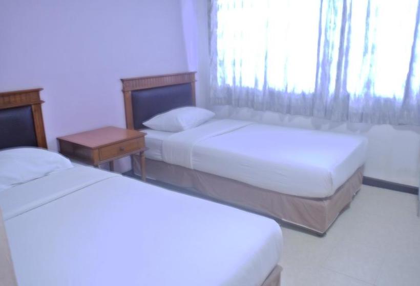 Общежитие Lithai Guesthouse