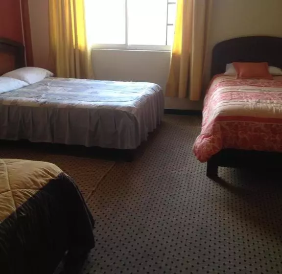 Retkeilymaja Samana Hostal