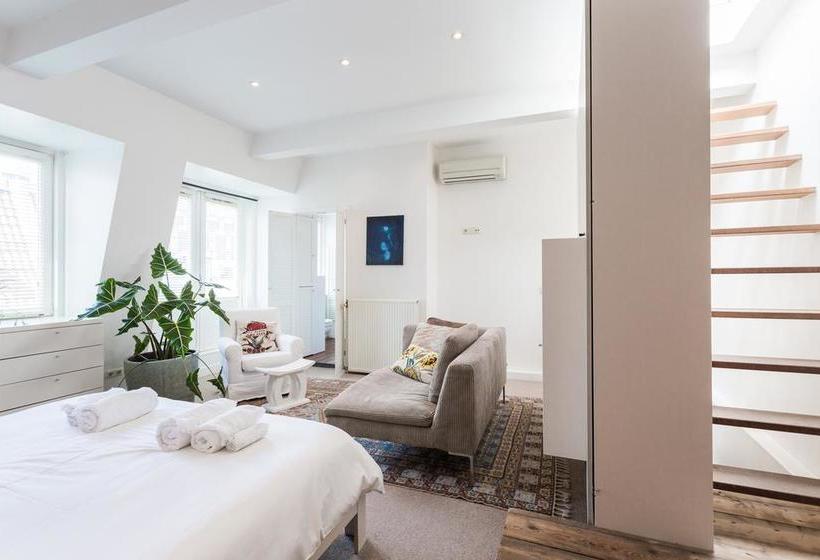 مبيت وإفطار House Of Arts – City Centre Apartment