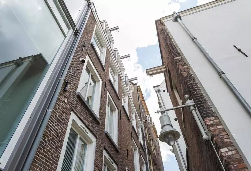 تختخواب و صبحانه House Of Arts – City Centre Apartment