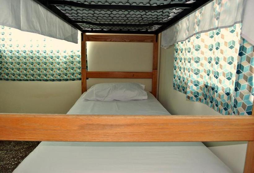 Bermejo Hostel & Backpackers