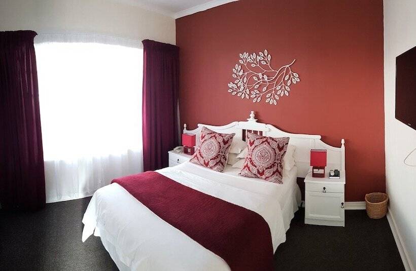 Eskulaap Hotel And Conference