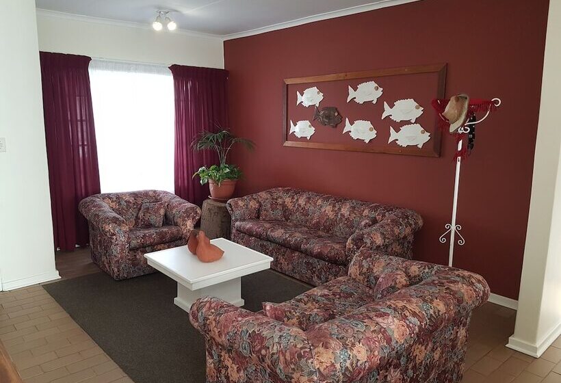 Eskulaap Hotel And Conference