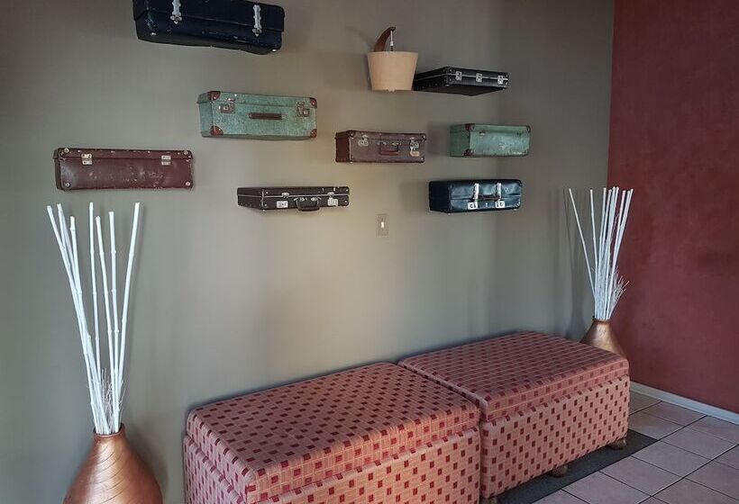 Eskulaap Hotel And Conference