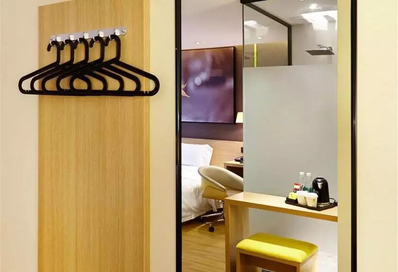 Hotelli 7days Inn Premium Beijing Chaoyangmen