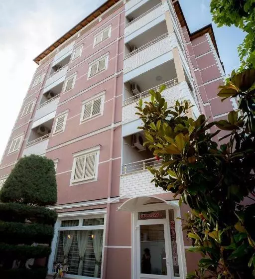 Hôtel Albania
