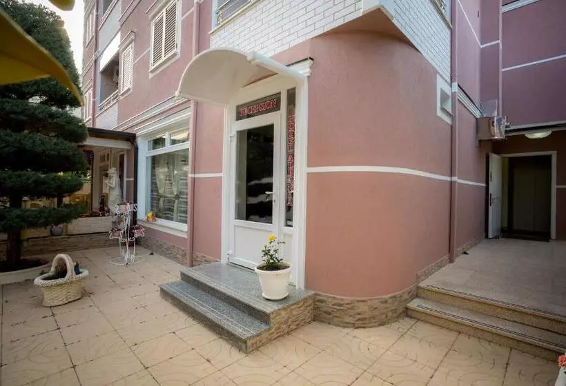 Hôtel Albania