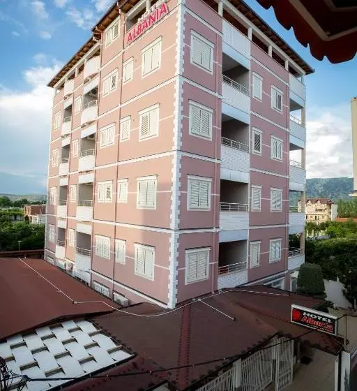 Hôtel Albania