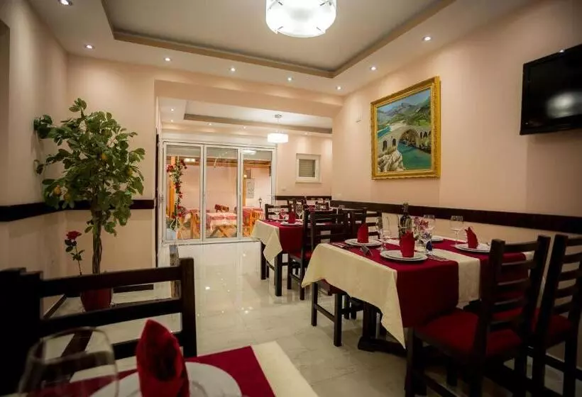 Hôtel Albania