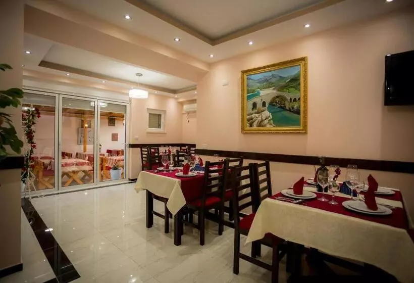 Hôtel Albania