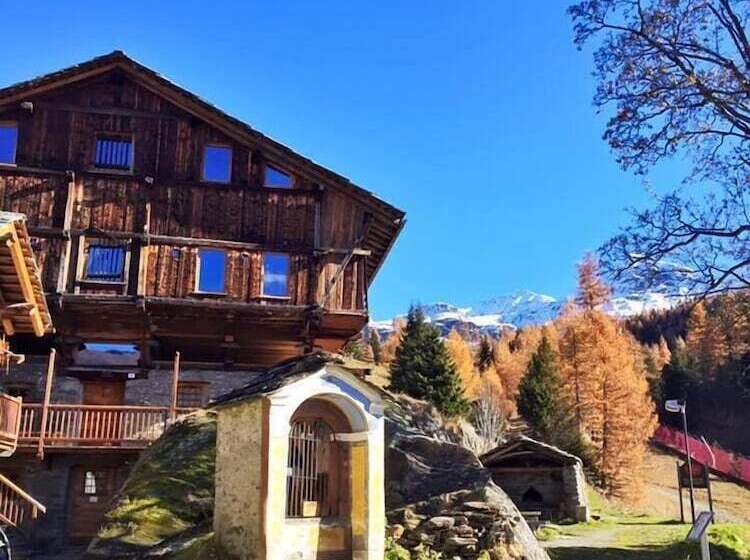 בית מלון כפרי Frantze Le Rascard 1721