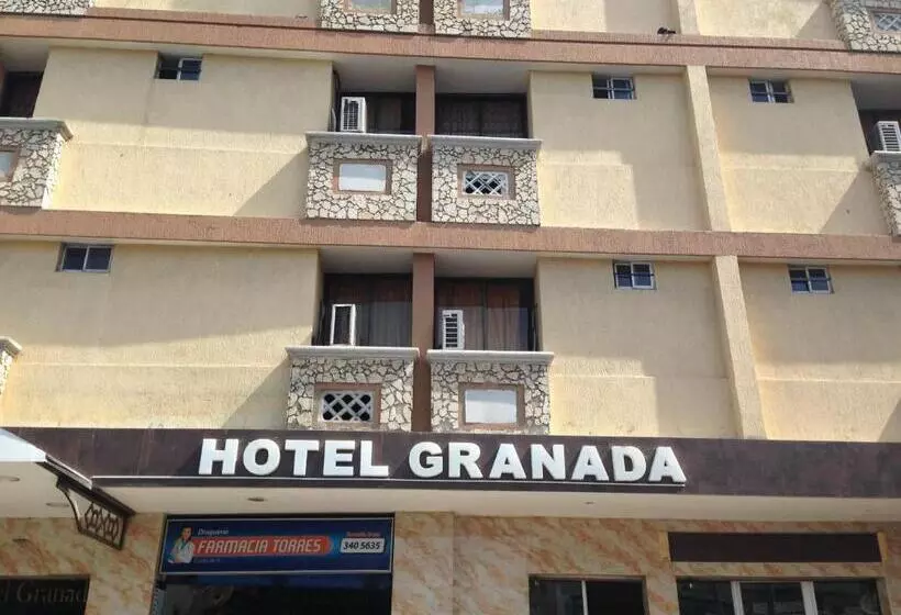 ホテル Granada Inn