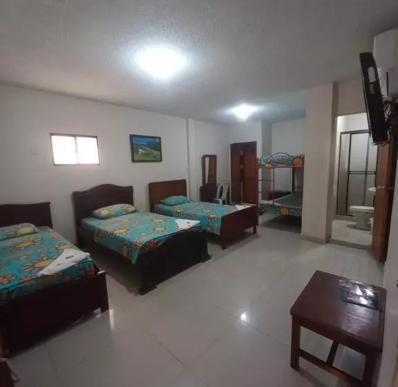 ホテル Granada Inn