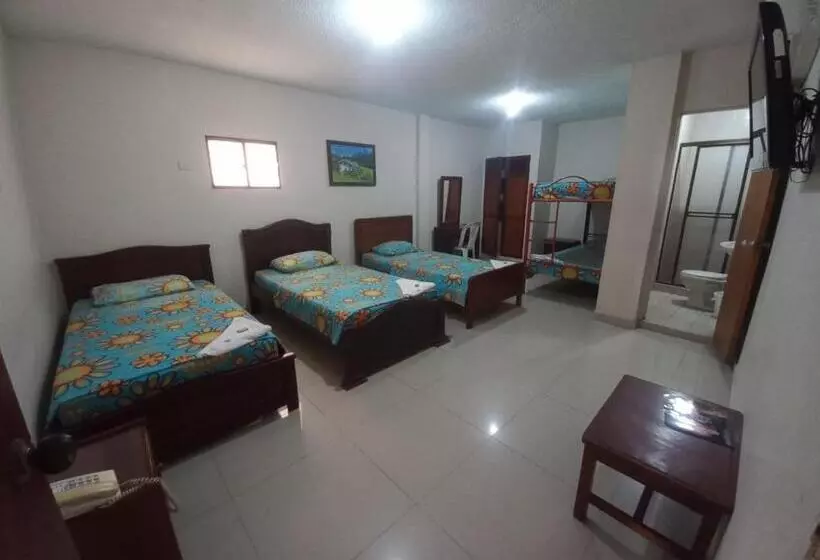 ホテル Granada Inn