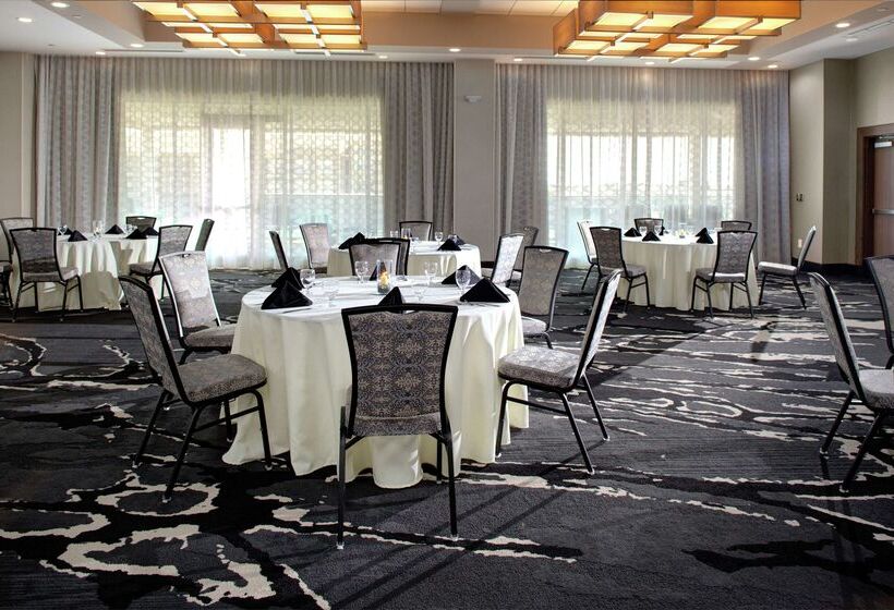 هتل Hilton Garden Inn Charlotte Waverly, Nc