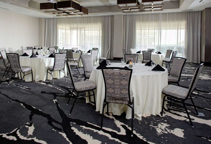 هتل Hilton Garden Inn Charlotte Waverly, Nc