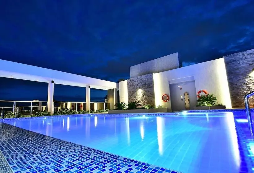 هتل Holiday Inn Express Asuncion Aviadores , An Ihg