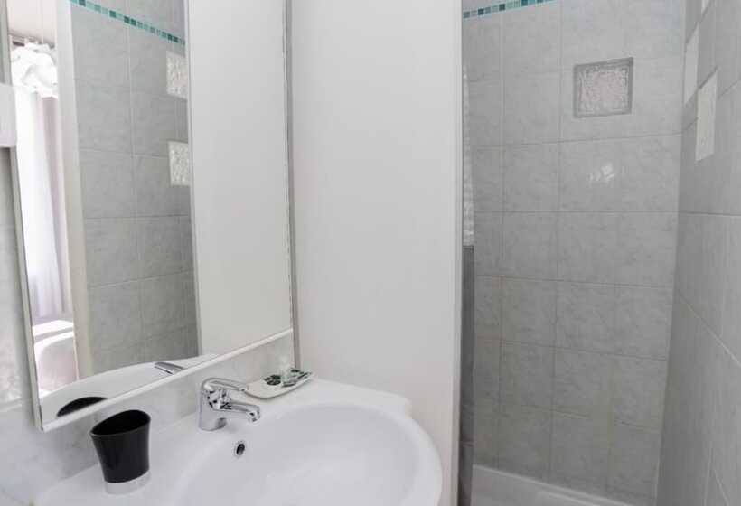 هتل Hostellerie Le Panel