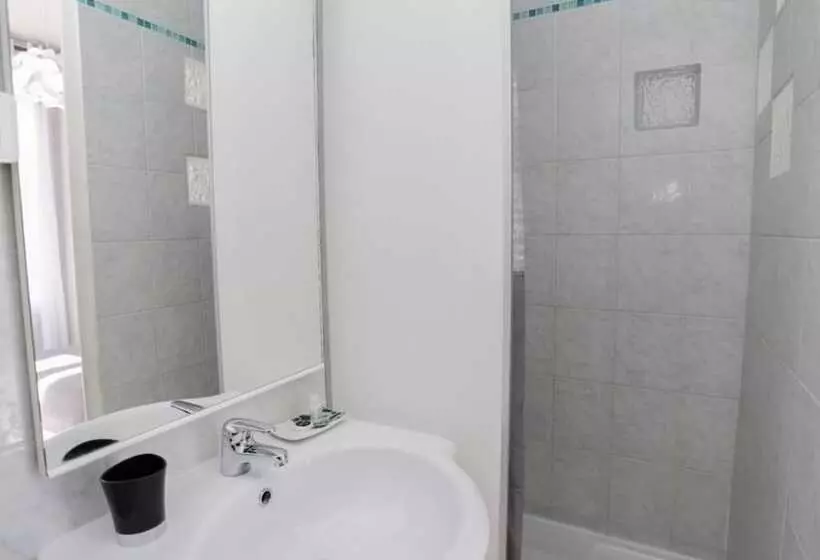 هتل Hostellerie Le Panel
