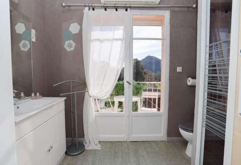 هتل Hostellerie Le Panel