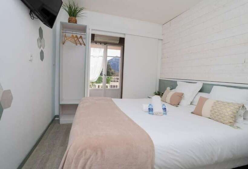 هتل Hostellerie Le Panel