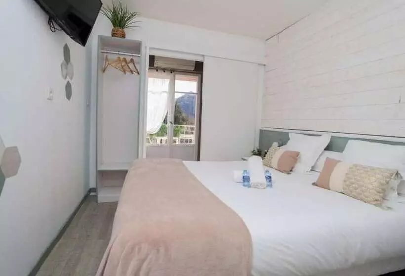 هتل Hostellerie Le Panel