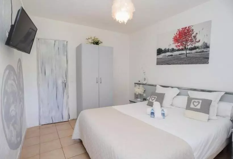 هتل Hostellerie Le Panel