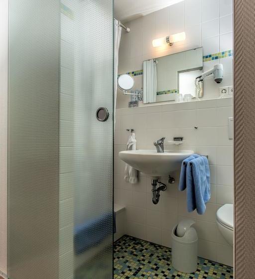 호텔 Pension Café Hasler