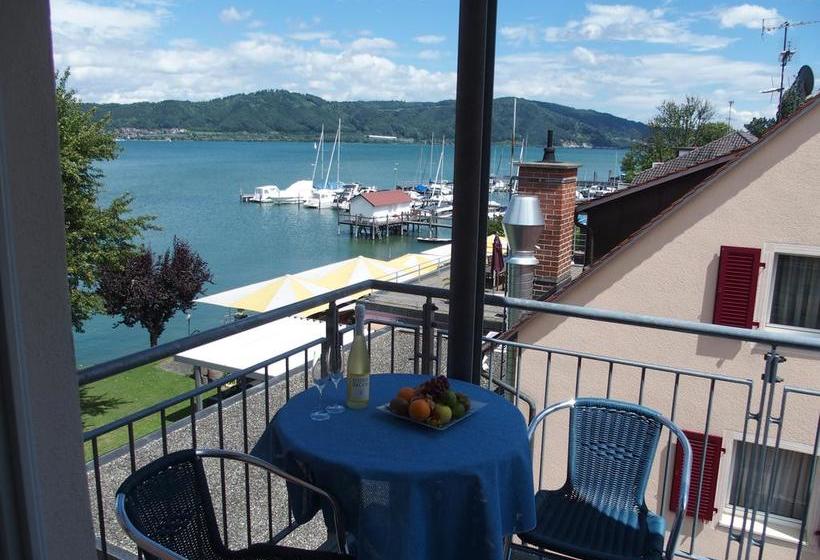 호텔 Pension Café Hasler