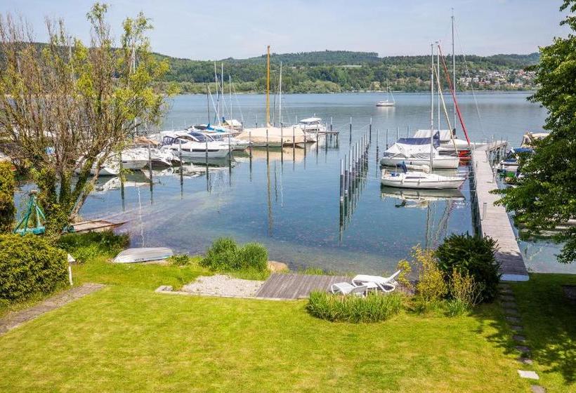 호텔 Pension Café Hasler