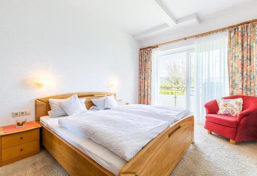 호텔 Pension Café Hasler