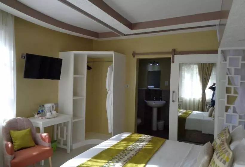 هتل The Clarice House