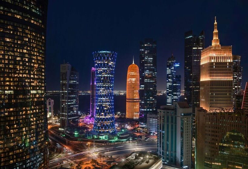 Отель Wyndham Doha West Bay