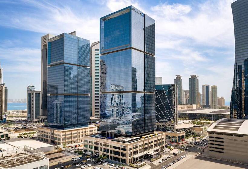 Отель Wyndham Doha West Bay