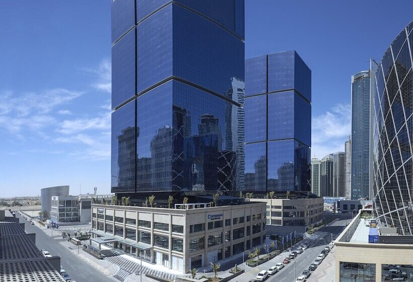 Отель Wyndham Doha West Bay