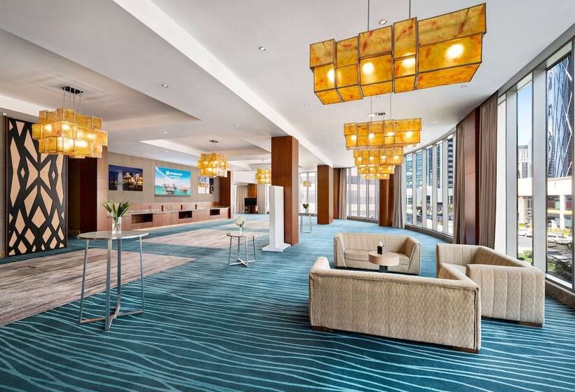 Отель Wyndham Doha West Bay