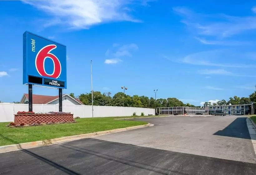 Motel 6odenton, Md  Fort Meade