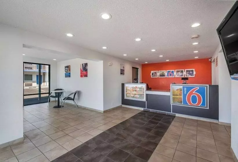 Motel 6odenton, Md  Fort Meade