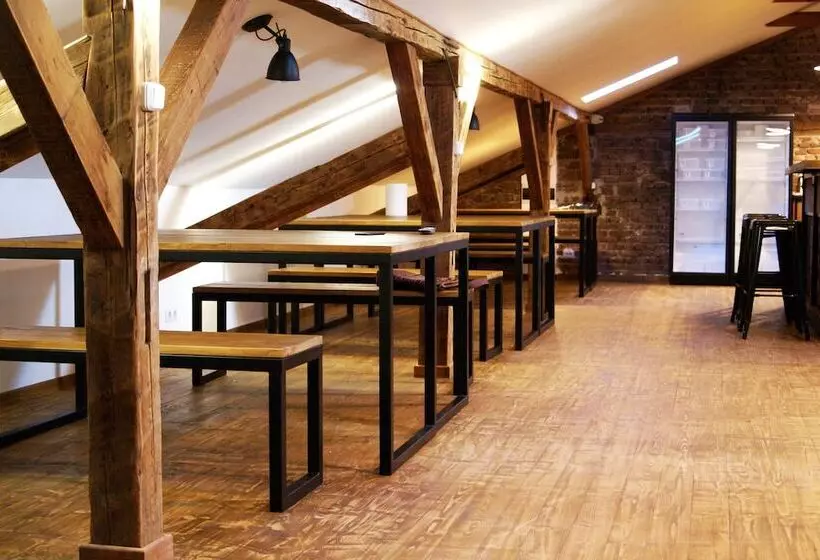 A16 Hostel