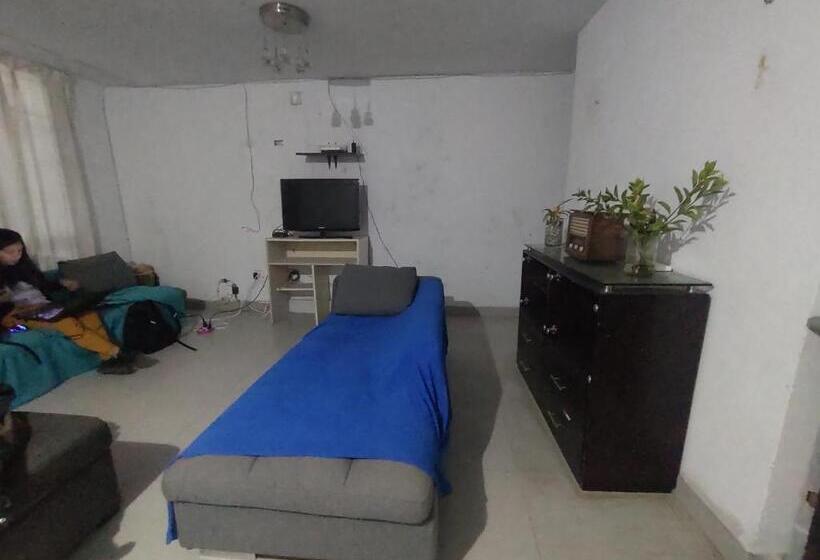 هاستل Estancia 311 Backpackers