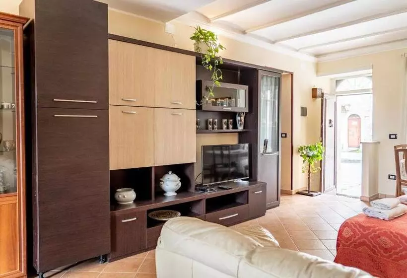 Aamiaismajoitus (B&B) Dolmen House