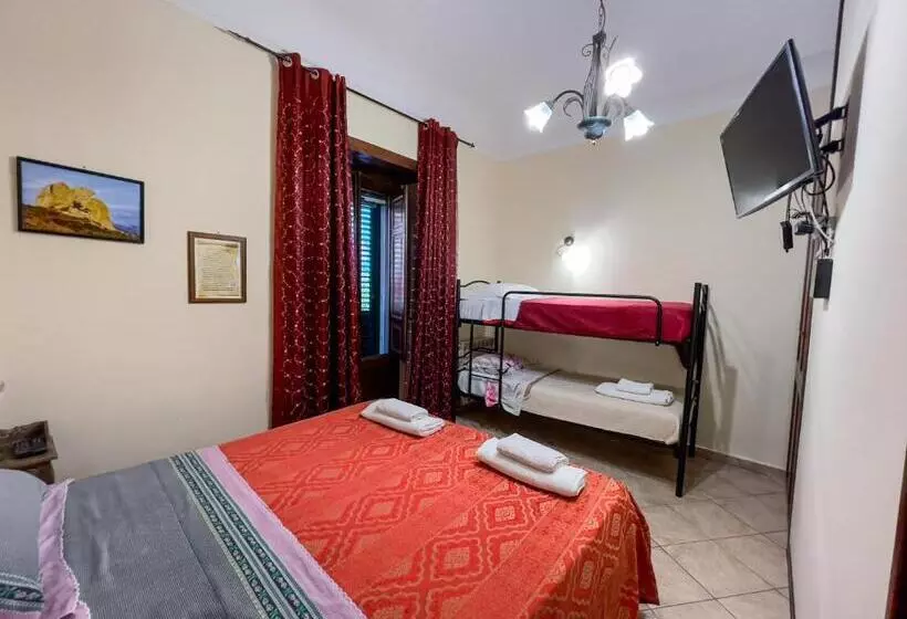 Aamiaismajoitus (B&B) Dolmen House